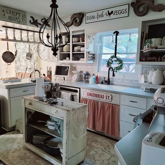 Meet your Posher, Jackie - Picture 5 of 10